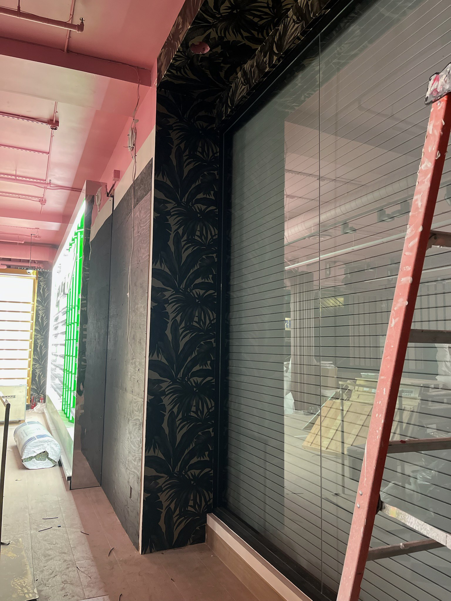 Wallpaper installation in Irving, TX by SignatureSpace Wallcoverings